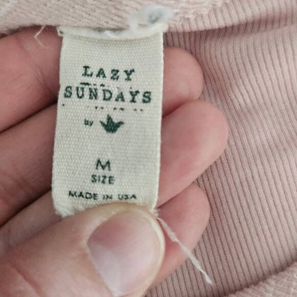 🆓 FREE Lazy Sundays by Paper Crane Pale Pink Cream Striped Short Sleeve Medium - Picture 4 of 5